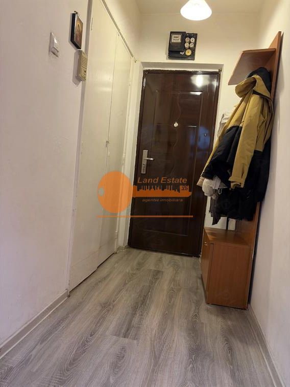 Apartament cu 3 camere zona Tineretului - Poză 2