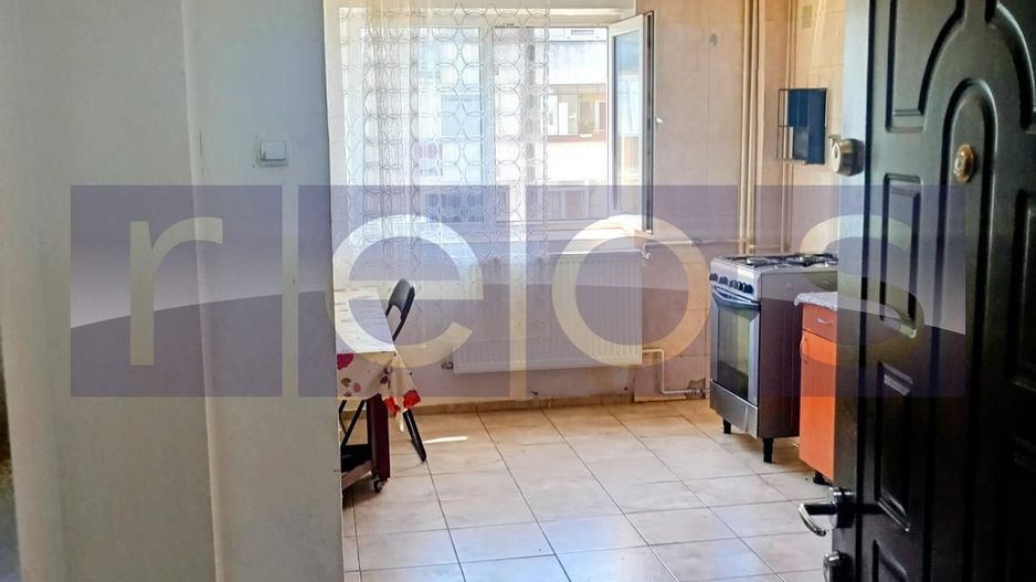 VANZARE 2 CAMERE DECOMANDAT TINERETULUI - Poză 3