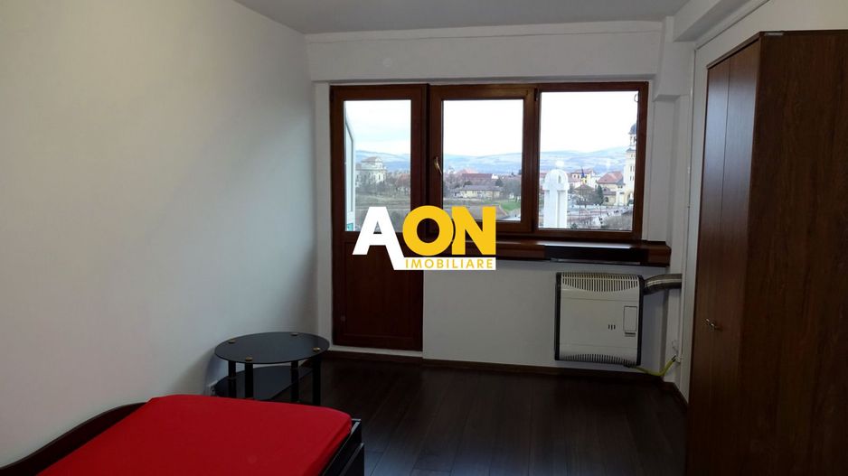 Apartament 4 Camere, Decomandat, 90 mp, Et.6, Zona Cetate - Poză 3