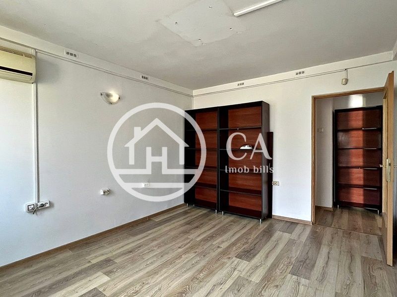 Spațiu de închiriat pentru birouri, cu 3 camere în Rogerius, Oradea - Poză 2