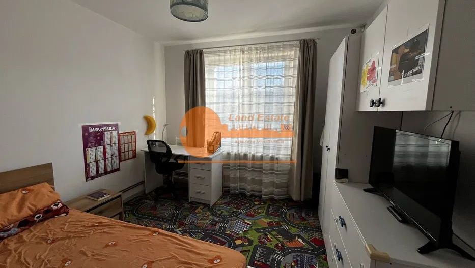 Apartament 3 camere Gorjului (Bl.1980 + centrala) - Poză 3