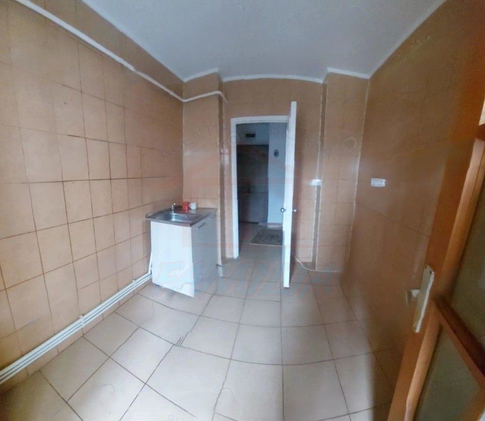 Apartament 3 camere decomandate – etaj 2 – Micro 21, Galați - Poză 5