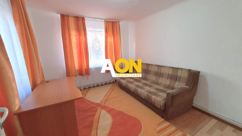 Casa cu 2 camere, 300 mp teren, pretabila pt. muncitori, Cetate - Poză 11