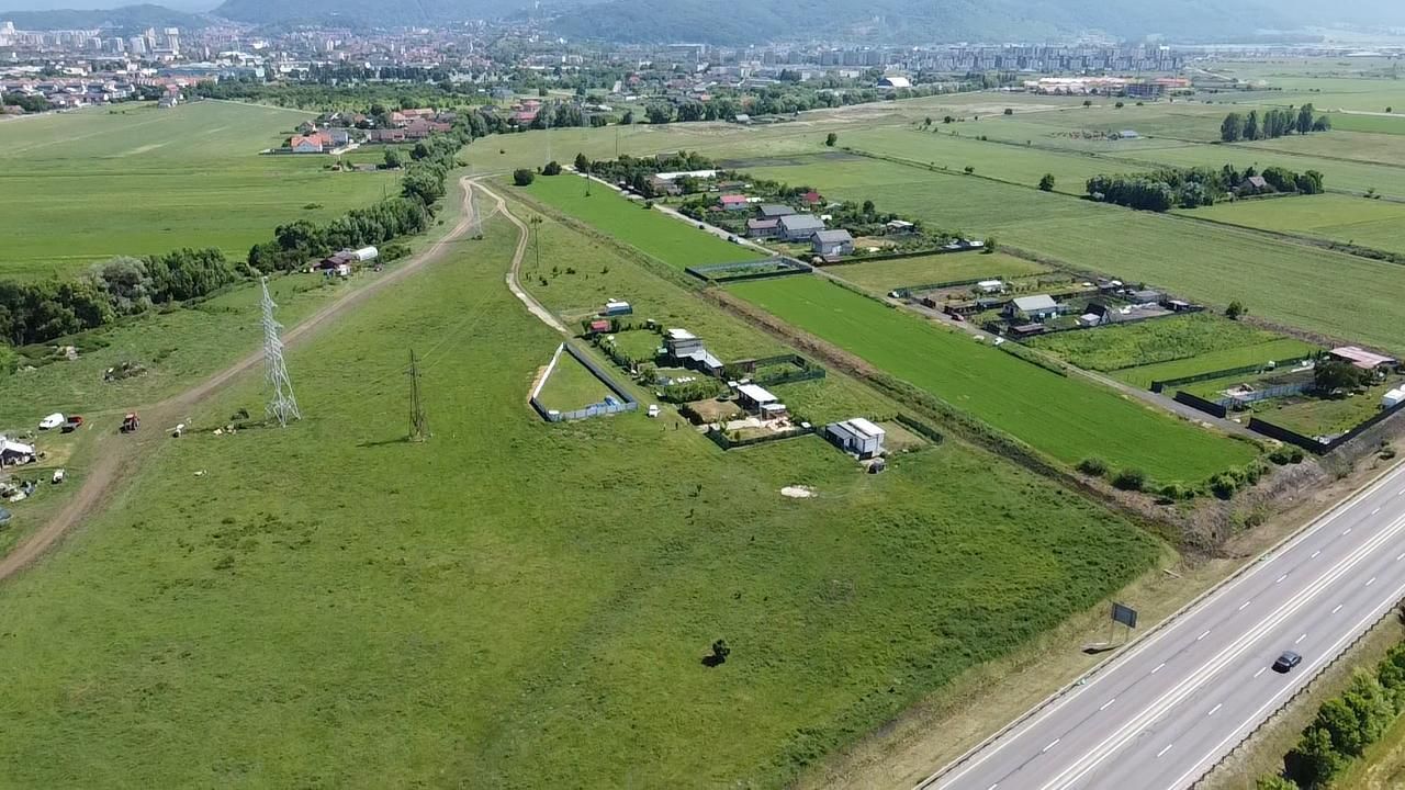 Teren intravilan zona Bartolomeu - Poză 3