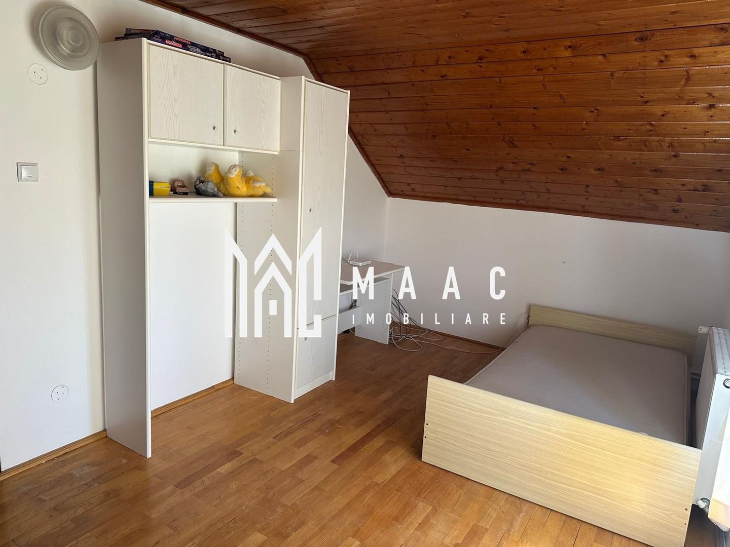 CASA DE INCHIRIAT I CISNADIE I ZONA LINISTITA - Poză 13