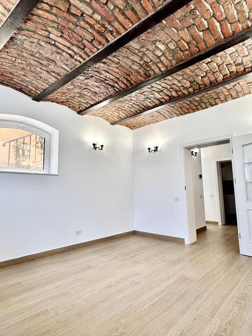 Casa de inchiriat, 3 camere, 3 bai, renovata, prima inchiriere. - Poză 6