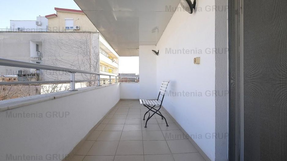 Aviatorilor - Uruguay, super penthouse, 4 camere, etaj 4 in bloc 2002 - Poză 17