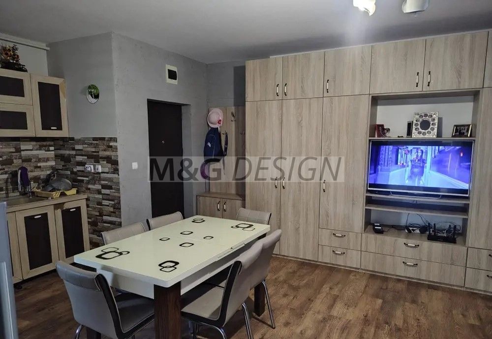 Apartament 2 camere comuna Giroc etaj 1 - Poză 1