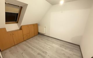 Casa înșiruită cu 4 camere | Parcare | Zona străzii A. Iancu Floresti - Poză 7