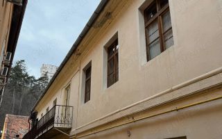 De vanzare apartament in Piata Sfatului - Poză 2