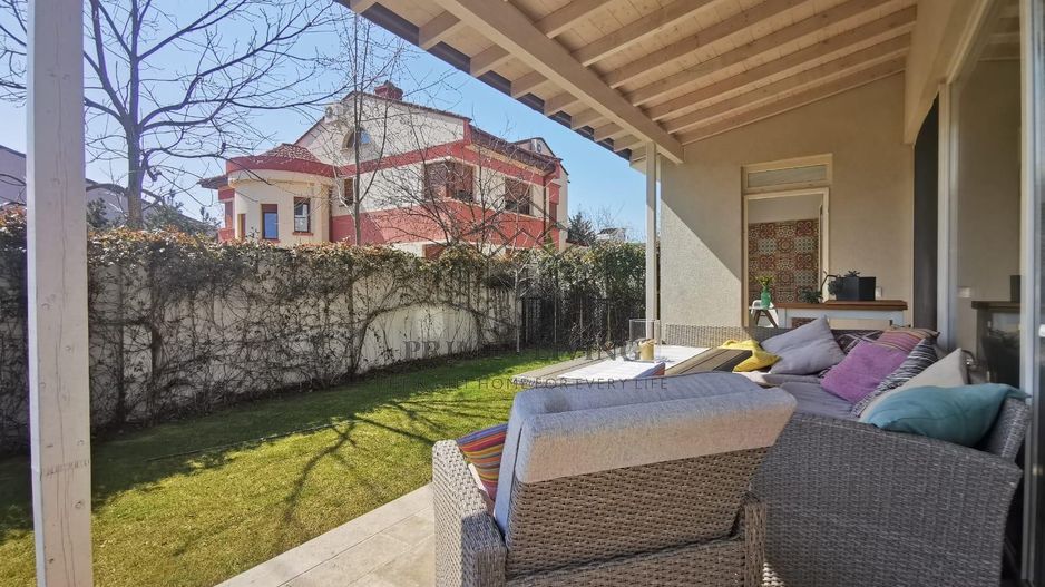 VILA CU 7 CAMERE IN COMPLEX LA INCHIRIERE/VANZARE IN IANCU NICOLAE - Poză 6