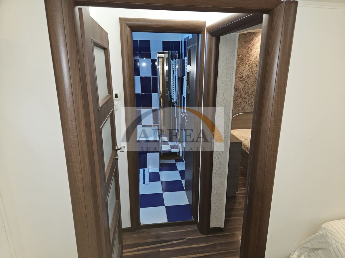 De vanzare - elegant, renovat complet - 3 camere la Calea Vacaresti - Poză 9