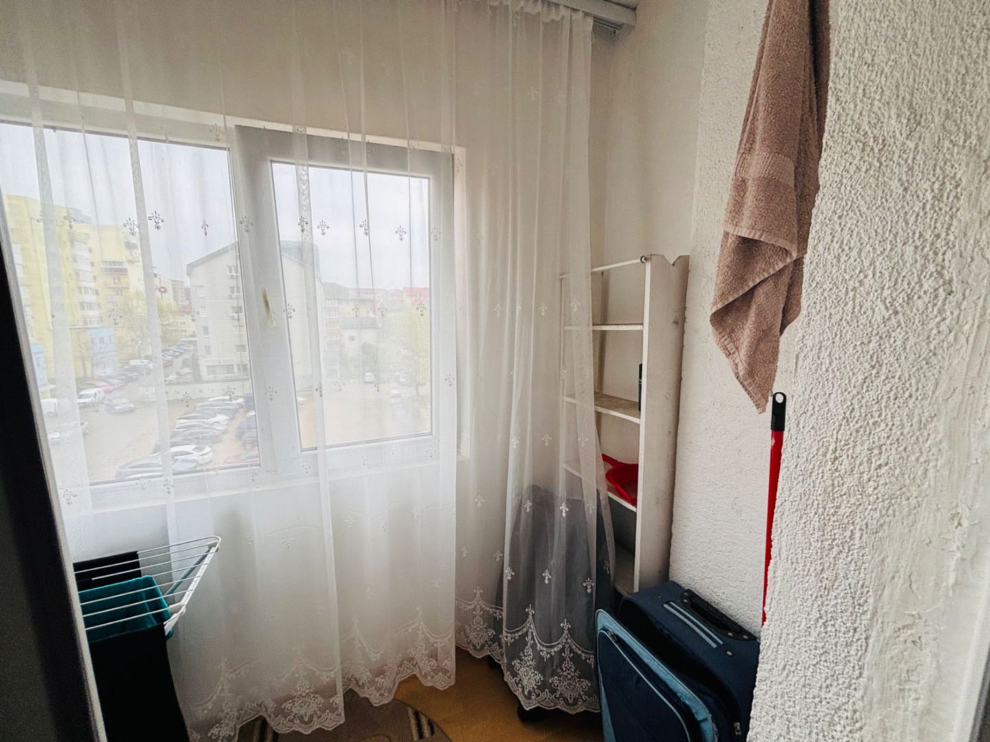 Garsonieră semidecomandată | 26 mp | Obcini zona Metro | 51,000 € - Poză 6