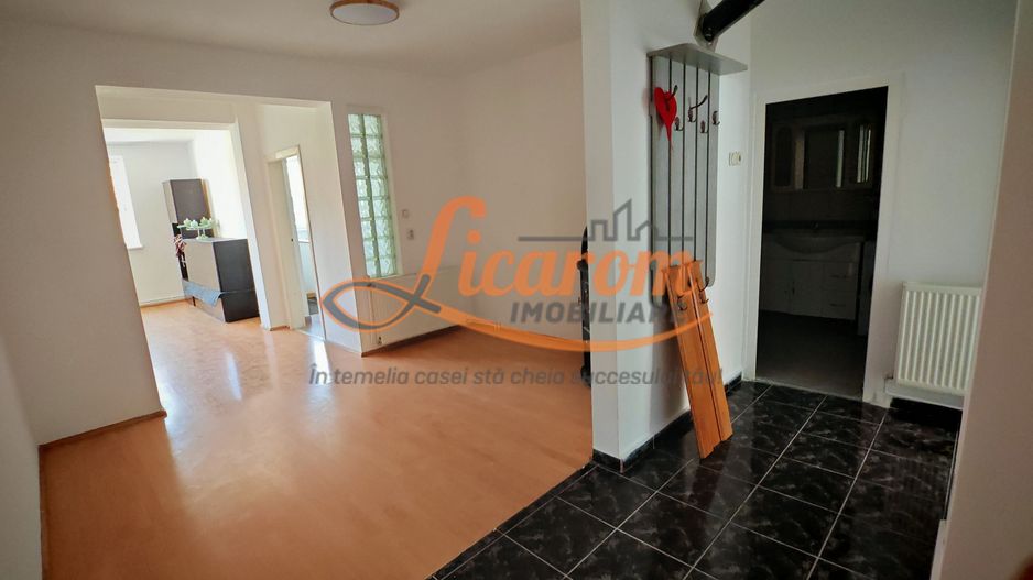 Apartament in vila,Bartolomeu,120 mp,3 camere,Spatiu depozitare 50mp - Poză 5