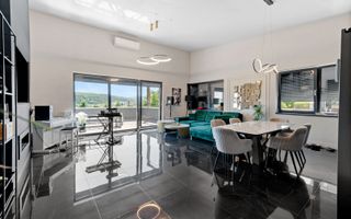 Duplex 4 camere! 166 mp utili! Panorama deosebita! - Poză 1