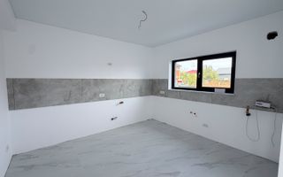 Casa Individuala - 4 camere - 2 bai - 320mp teren - Poză 6
