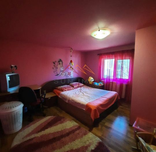 Casa de vacanta, P+M, 6 camere, teren 2200 mp, Breaza, Judetul Prahova - Poză 13