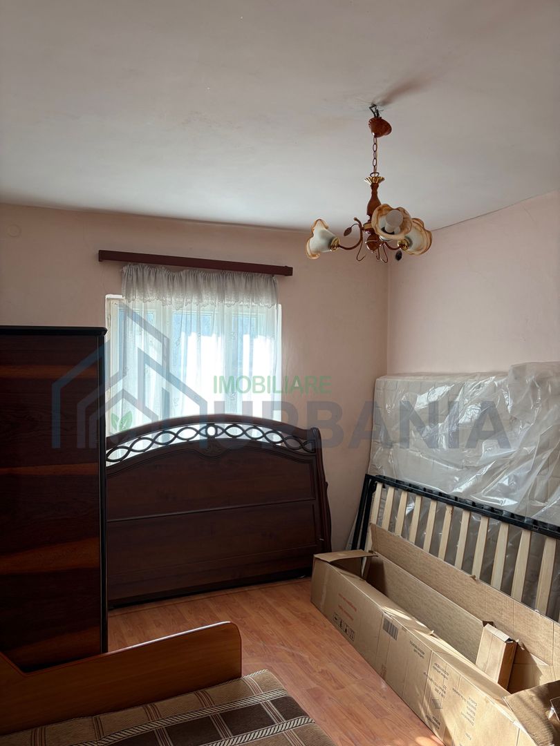 Vând casă zona centrală Pașcani - Poză 6