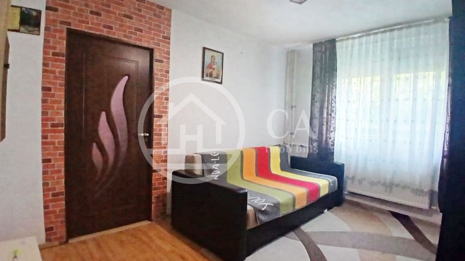 Apartament cu 2 camere de vanzare in zona Rogerius, Oradea - Poză 3