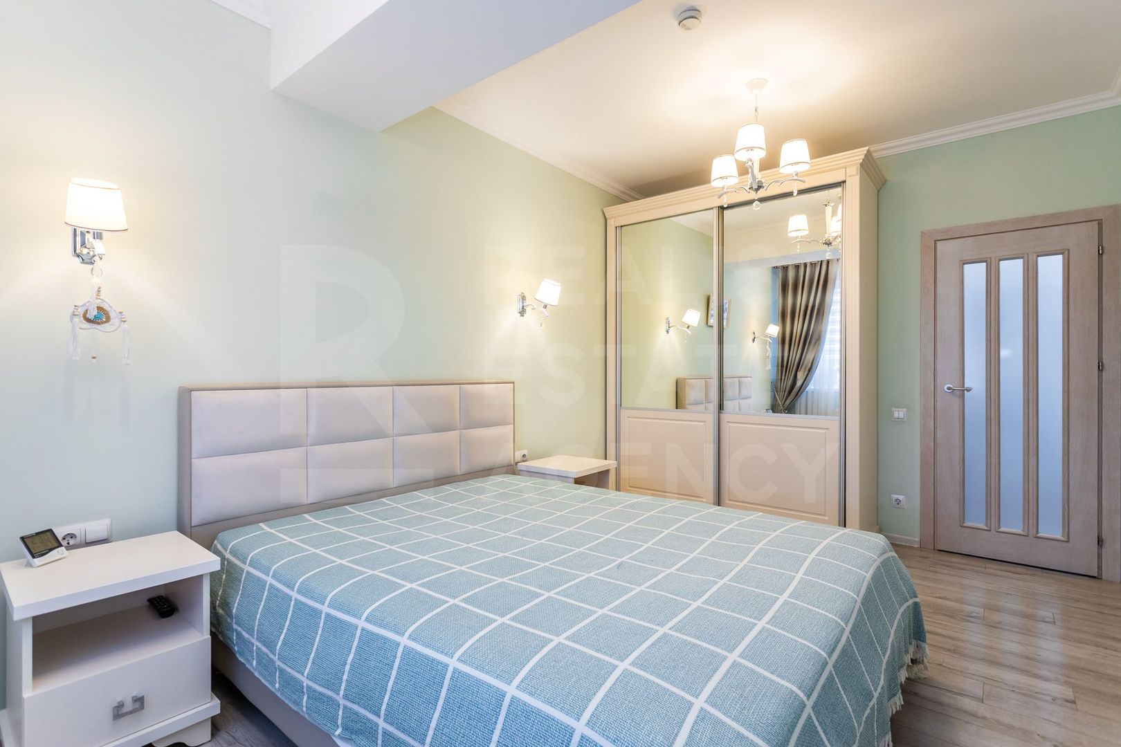 Vânzare, apartament, 2 camere+living, str. Ion Creangă, sect Buiucani - Poză 14