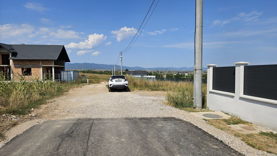 20min de Brasov teren cu toate utilitatile ,str Monumentului Feldioara, asfalt - Poză 6
