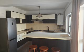 Apartament 3 camere cu curte de inchiriat - Poză 2
