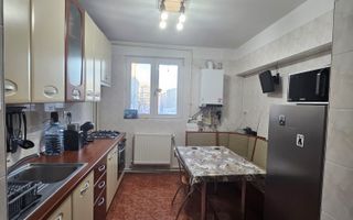 VÂNZARE 3 CAMERE | ZONA TITAN | CENTRALA PROPRIE - Poză 10