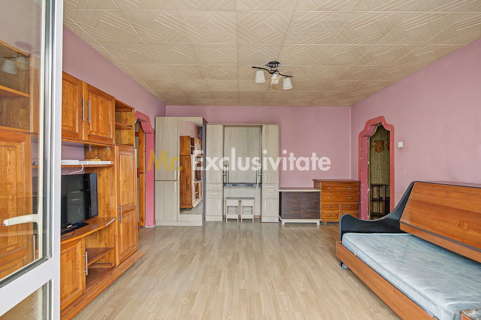 Apartament 2 camere in Mioveni etajul 2 - Poză 2