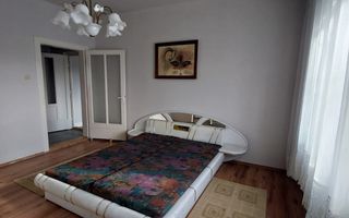 Casa de vanzare in Vladimirescu in zona primariei. - Poză 1