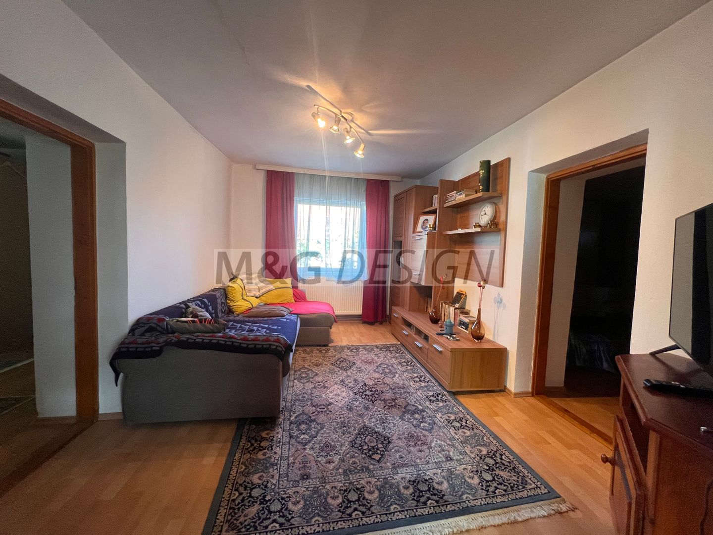 Casa nemteasca 4 camere Uivar - Poză 7