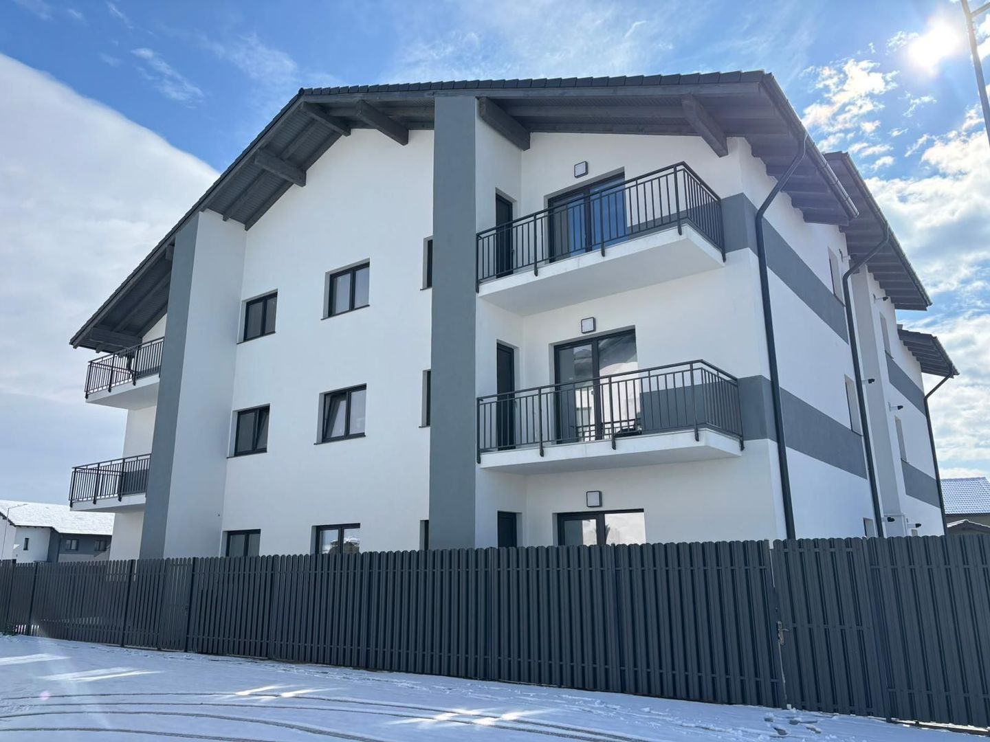 Apartament 2 camere ETAJ 1/2- zona Unirii, Selimbar - Poză 17