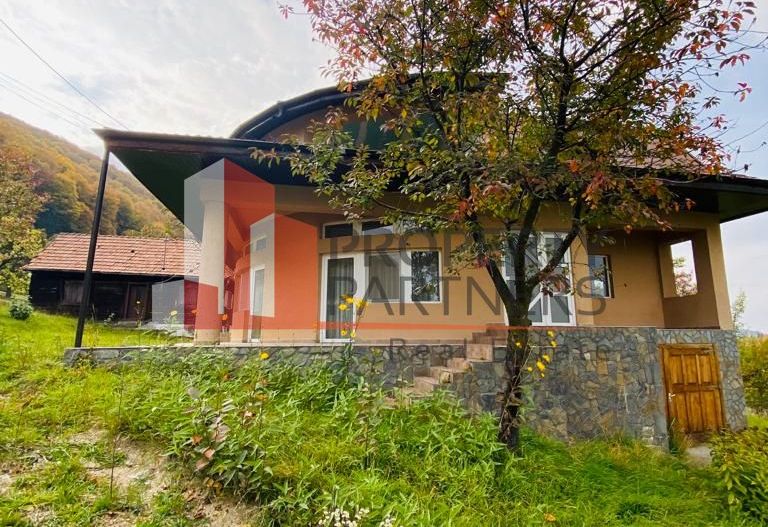 Casa + teren 1700 mp langa Padure Bran/ Predelut - Poză 1