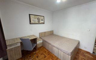 Apartament cu 3 camere, 65 mp, decomandat, Zona UMFST - Poză 4