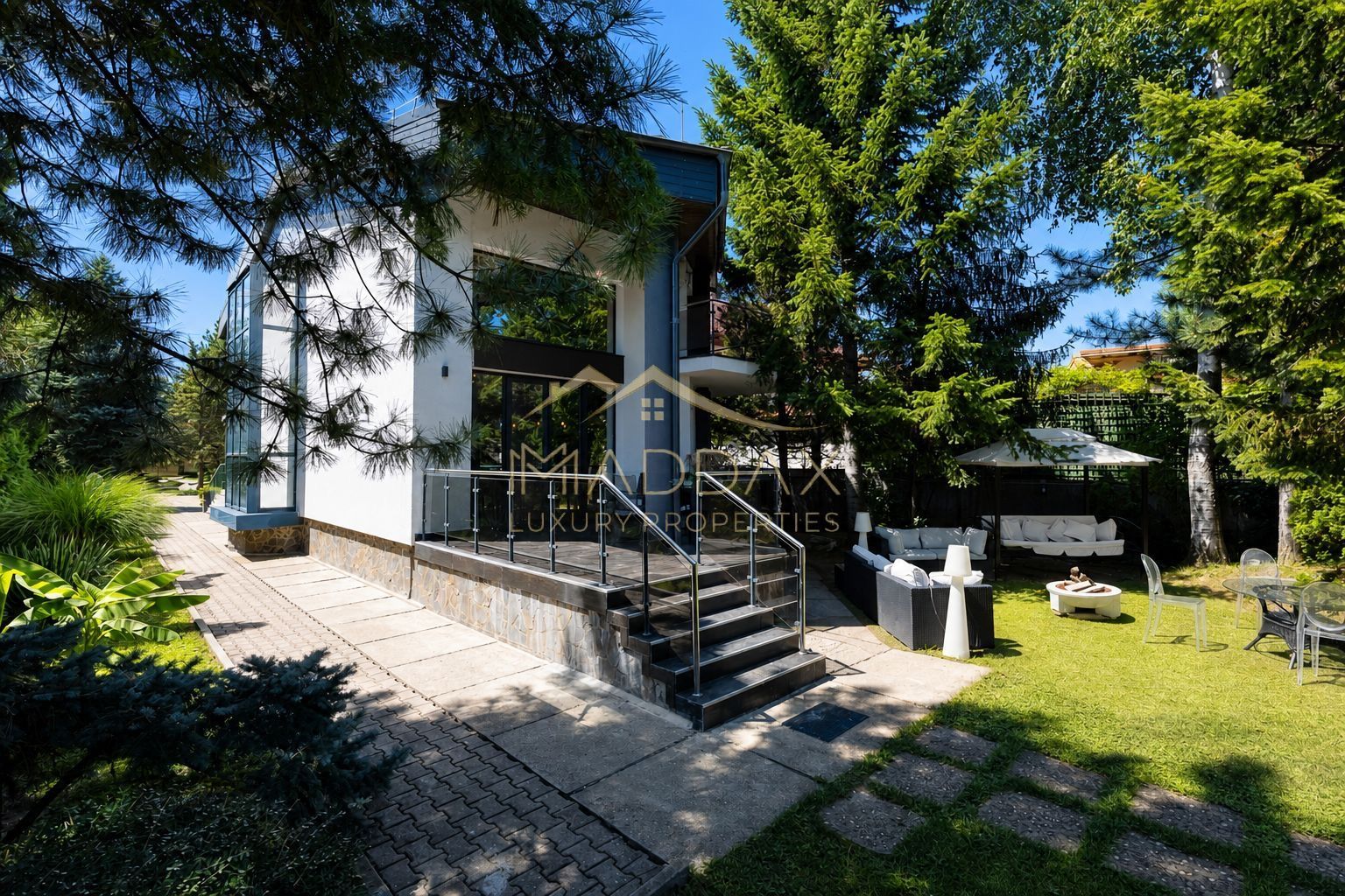 Vila Exclusivista cu 5 camere *3000mp curte si deschidere la lac* // Snagov - Poză 22