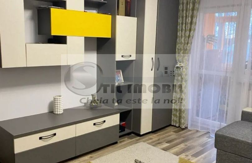 Apartament cu 3 camere Dacia - Poză 1