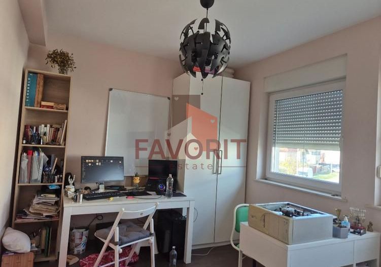Apartament 3 camere(et.1) 58 m2, Blascovici, 2015, proprietar, +2 terase 15 m2 - Poză 3