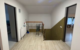 Casă cu 5 dormitoare + Garaj - Islaz - Comuna Brănești - Poză 24