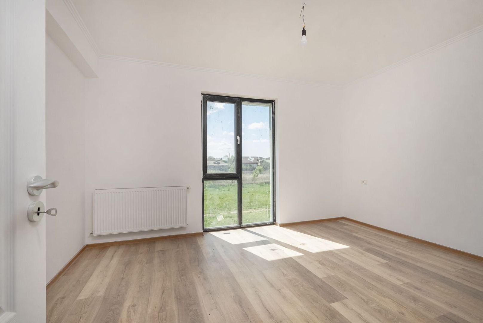 Refugiu Elegant lângă Pădurea Snagov: Casa Visurilor Tale (T2) - Poză 17