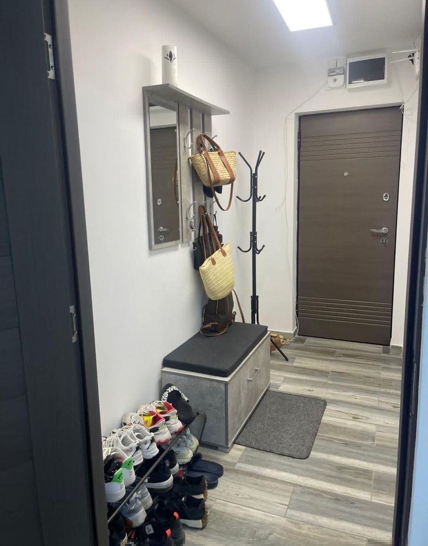 AP. 3 CAMERE STEFAN C. M, CENTRALA PROPRIE, LOC PARCARE, METROU 5 MIN - Poză 6