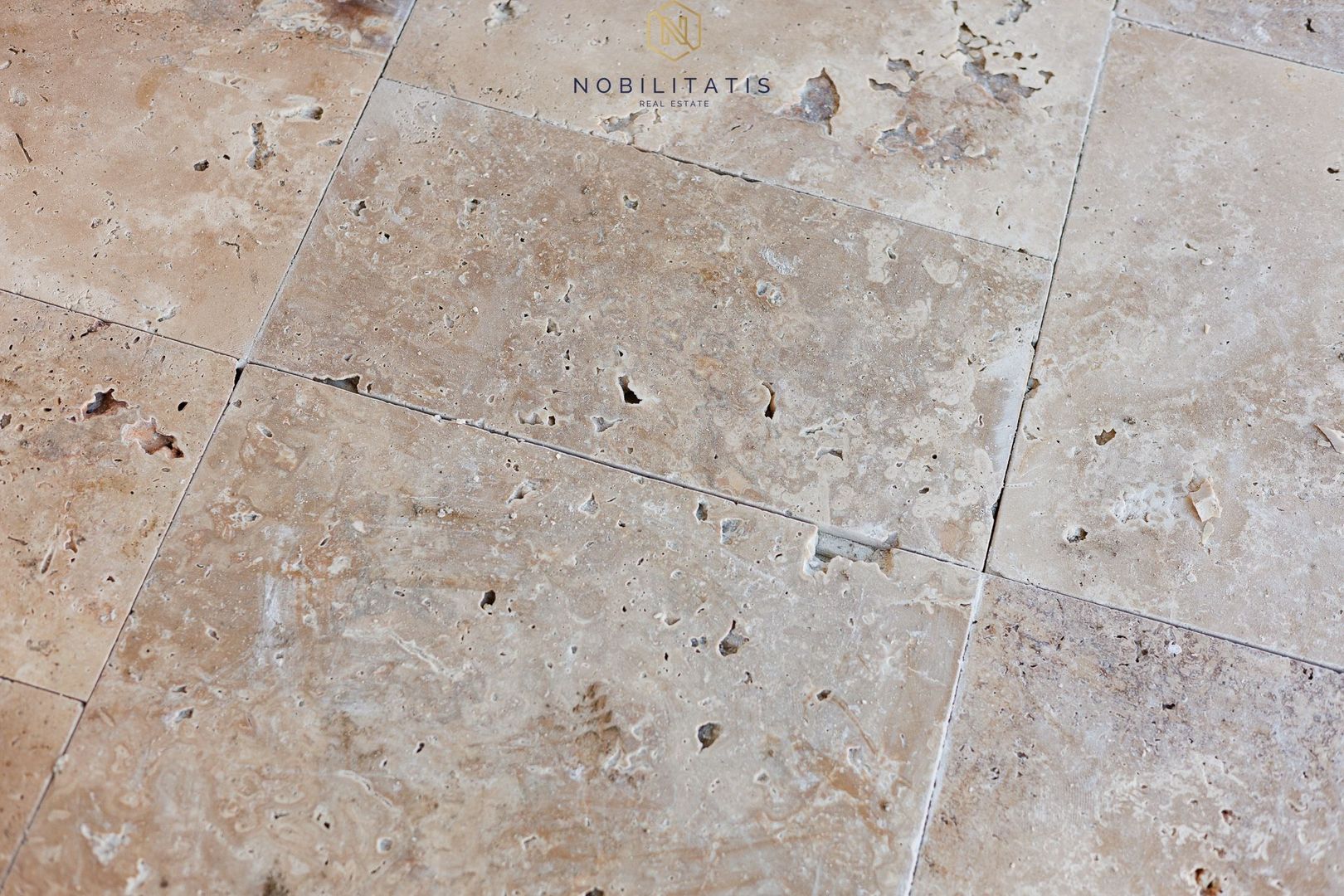 Duplex nou deosebit - despartit prin camera tehnica | Curte amenajata - Poză 17