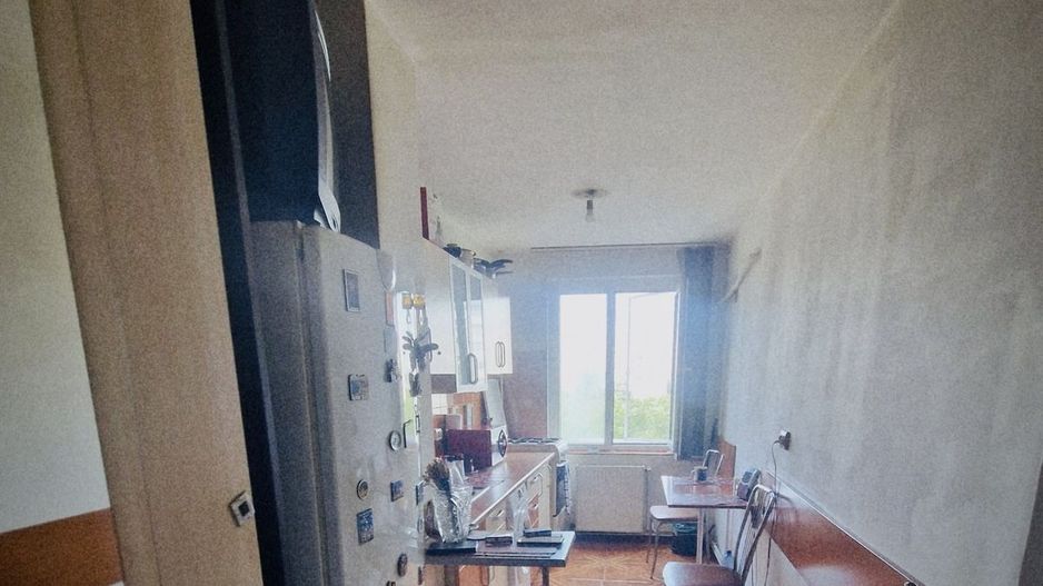 Vand apartament 2 camere Drumul Taberei, strada Raul Doamnei - Poză 7