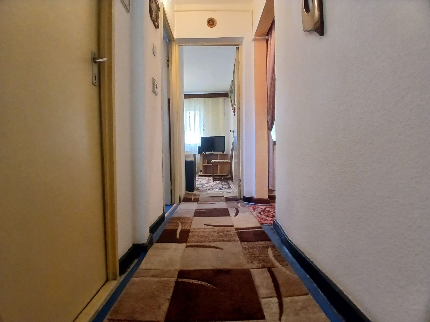 Decomandat! Vânzare apartament cu 3 in Targoviste- m11! - Poză 7