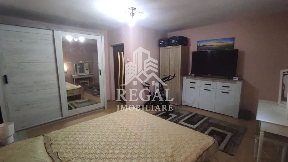 Casa 4 camere, zona Centrala - Poză 9