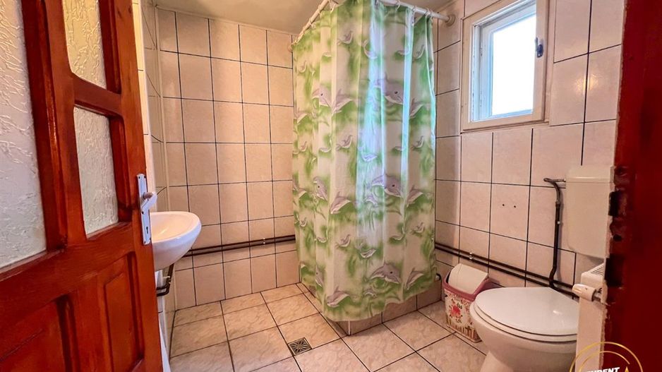 In regiune pitoreasca, cu view montan, Moeciu de Jos, Bran, Brasov - Poză 12