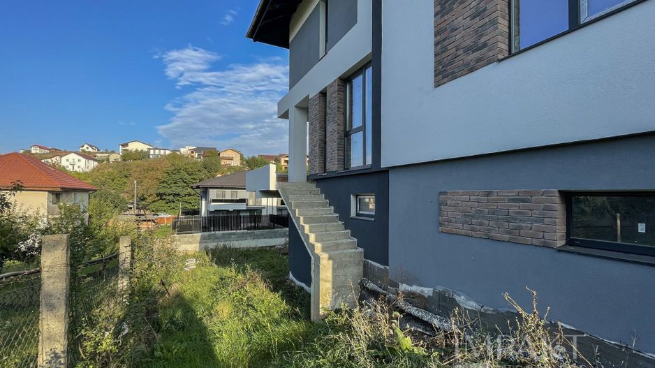 Casa tip duplex, in Dezmir! - Poză 23