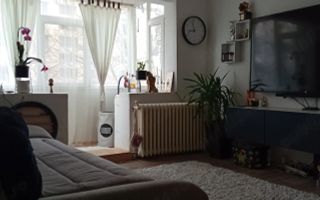 🏠Apartament 2 cam, 44MP, semidecomandat, etaj 2 // 📍Zimbru - Poză 1