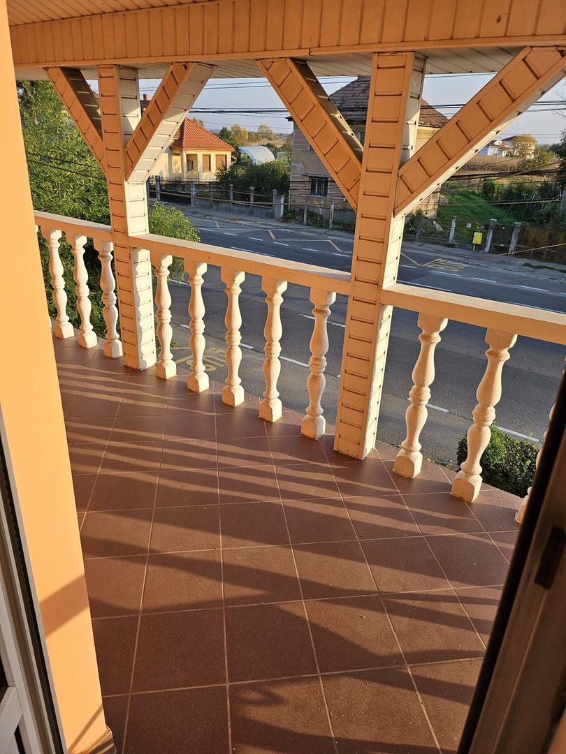 Ag EUROPA vinde casa individuala zona DARA cu 5 cam si teren 4ari. - Poză 4