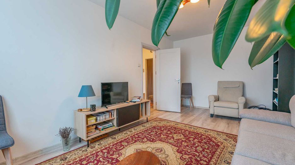 Închiriere Apartament 2 Camere în Brașov, Strada De Mijloc - Poză 2