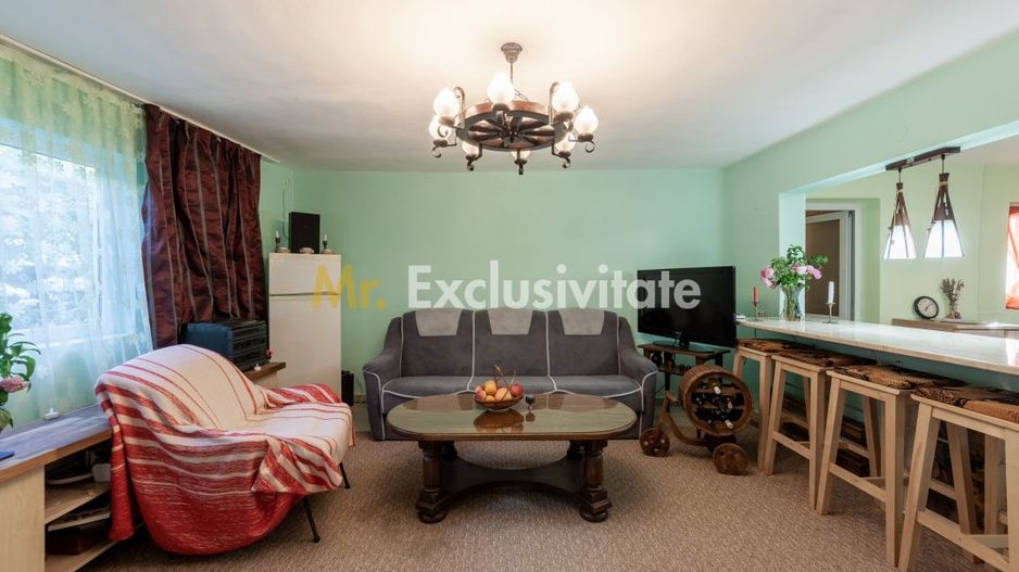 Casa vintage în com. Uliesti, jud. Dâmbovița cu livadă generoasă și anexă - Poză 4