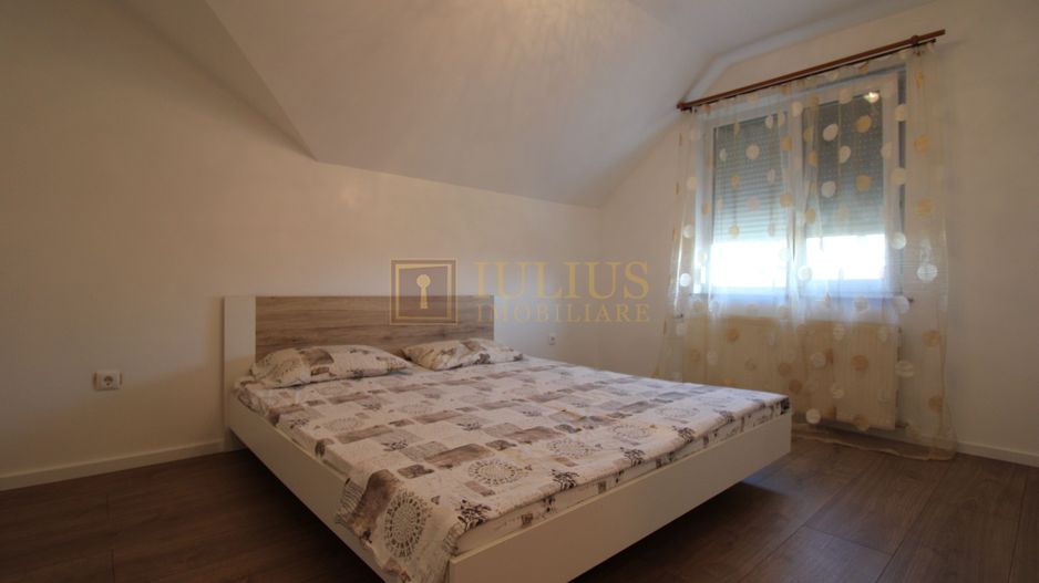 Casa in Blascovici, 5 camere + 3 bai, centrala proprie - Poză 24